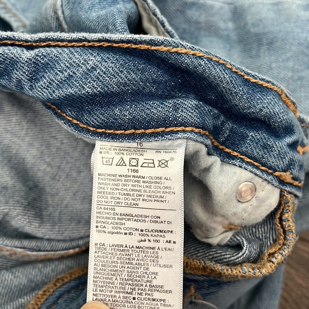 Old Navy High Rise Jeans - Picture 8 of 12